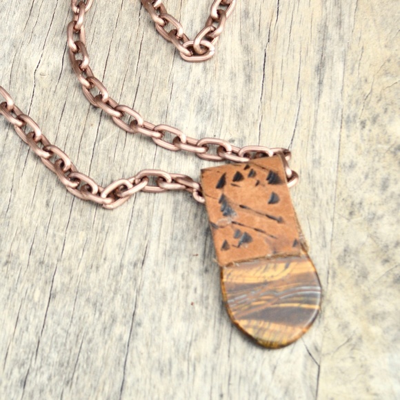 Big Tigers Eye Gemstone Pendant Leather Necklace - Picture 7 of 7